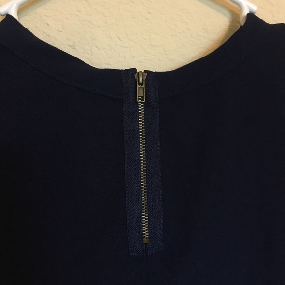 Forever 21 super cute Dark Blue crop top w/ zipper - Picture 3 of 5